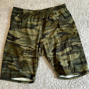 Camo bike shorts. Super soft!